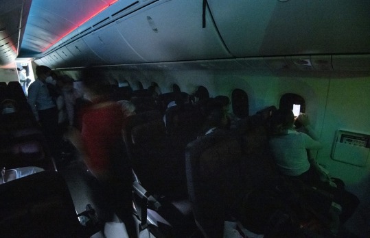 Supermoon eclipse, May 26 2021: Qantas passengers get sky-high view of supermoon eclipse