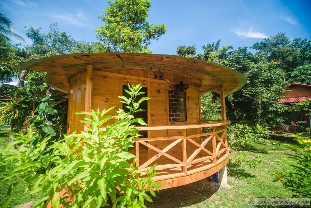 Phu Quoc Sen Lodge Bungalow Village