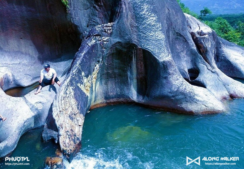 Hướng dẫn chi tiết đường đi suối Tiên-thác Ba Hồ – tuyệt tình cốc Ninh Thuận gây sốt gần đây