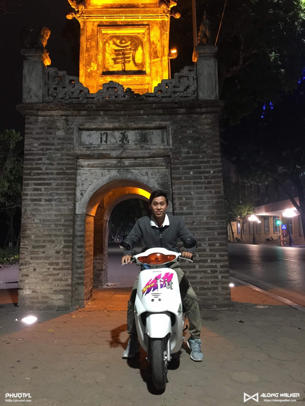 Biker Viet di Phuot Xuyen Viet 30 ngay voi chiec Honda Dio Fit - 16
