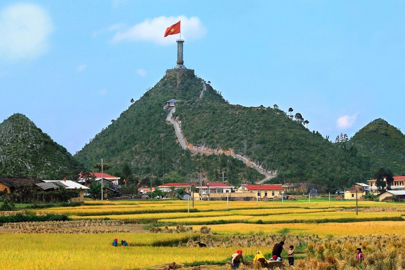 Kinh nghiệm du lịch Lũng Cú Hà Giang 2019