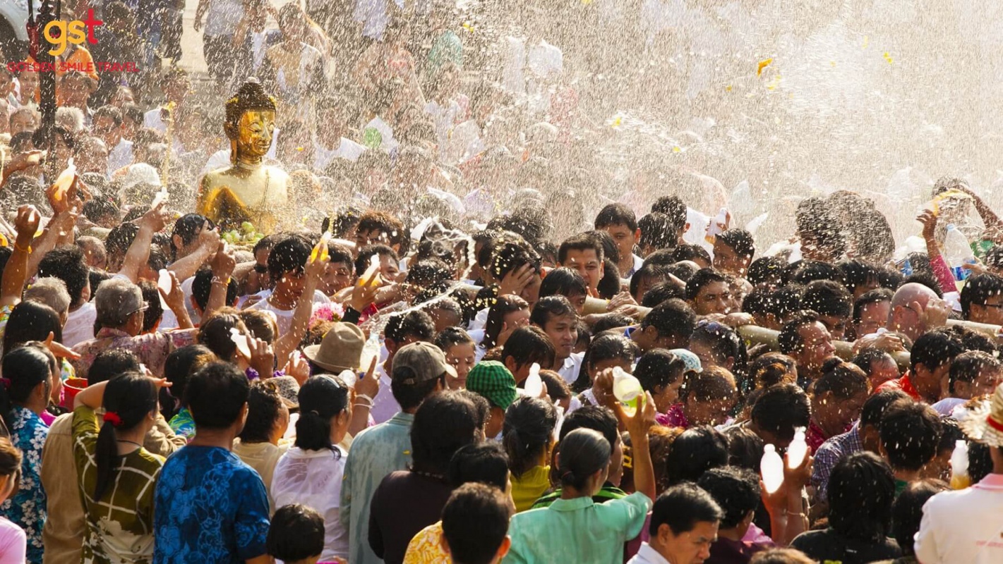 Lễ hội té nước Thái Lan Songkran