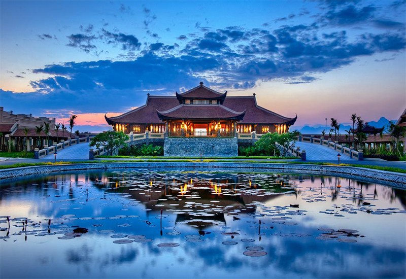 Emeralda Resort – Khu nghỉ dưỡng đẹp như mơ ngự tại Ninh Bình