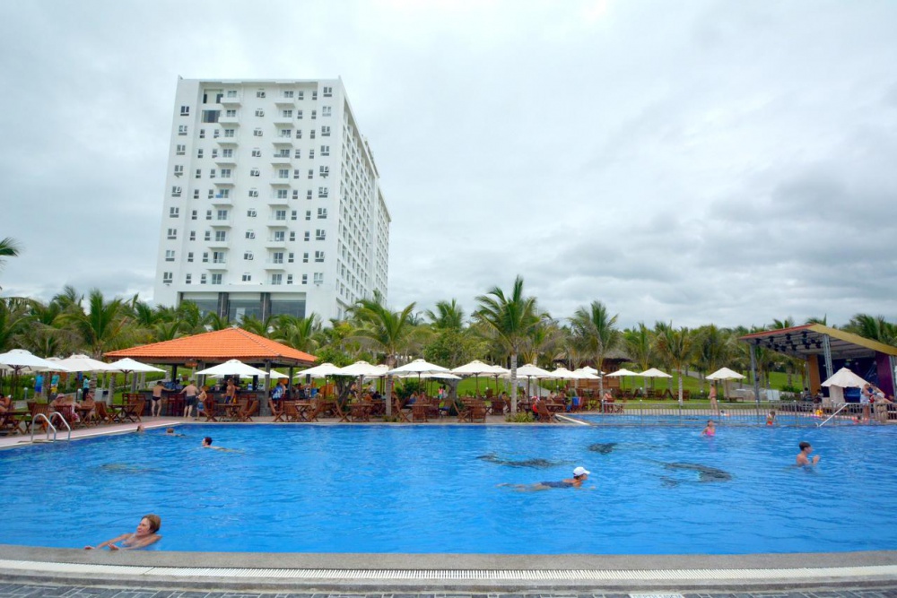 20 + khách sạn Cam Ranh giá rẻ gần sân bay, trung tâm tp, cảng biển Ba Ngòi