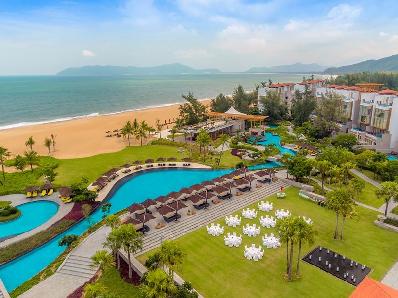 Khu nghỉ dưỡng Angsana Lăng Cô có bể bơi vô cực dài nhất Đông Nam Á