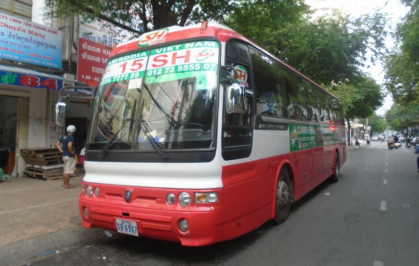 Nhà xe 15SH 36 chỗ ngồi chạy tuyến Sài Gòn-Campuchia tốt nhất