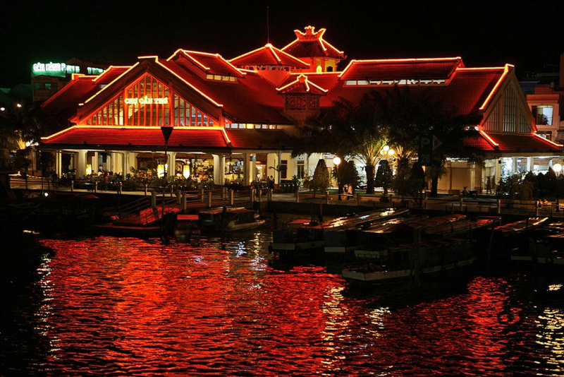 Chợ đêm Cần Thơ, điểm đến hút khách trên Bến Ninh Kiều