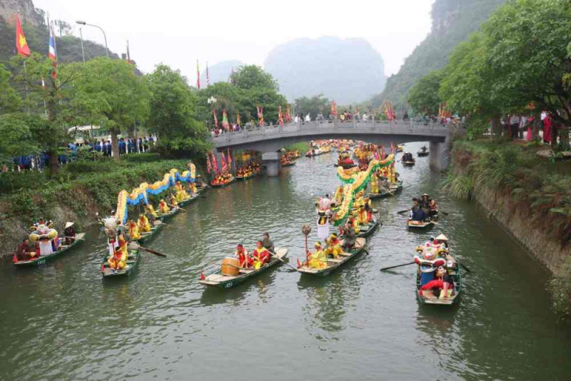 Top 5 lễ hội ở Ninh Bình thu hút đông đảo du khách muôn phương nhất