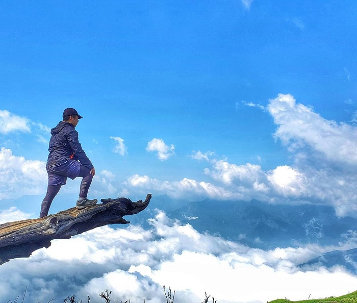 Du lịch Lào Cai, săn mây trên đỉnh Lão Thẩn, tỉnh Lào Cai, săn mây ở Tây Bắc, trekking lên đỉnh Lão Thẩn, săn mây trên đỉnh Lão Thẩn, du lịch Lào Cai, tỉnh Lào Cai, săn mây ở Tây Bắc, trekking lên đỉnh Lão Thẩn 