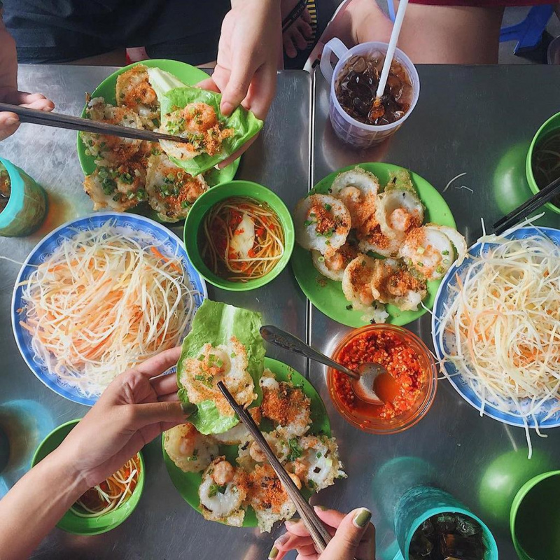 Trải nghiệm food tour du lịch Vũng Tàu 1 ngày nên ăn gì