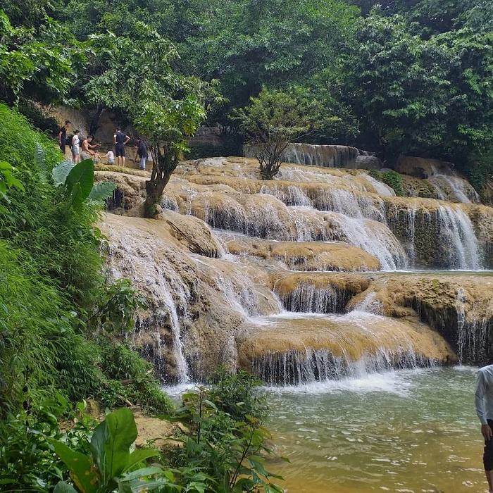 Nghe giới trẻ xứ Thanh mách nhỏ 3 con thác đẹp ở Thanh Hóa