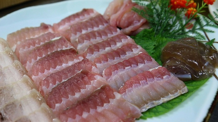 Cá đuối Hongeo - món ăn bốc mùi như mùi hôi chân nhưng lại là đặc sản yêu thích của người Hàn Quốc