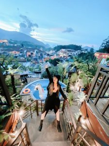 Bee Home SaPa – Homestay siêu chất với view thung lũng ảo diệu 