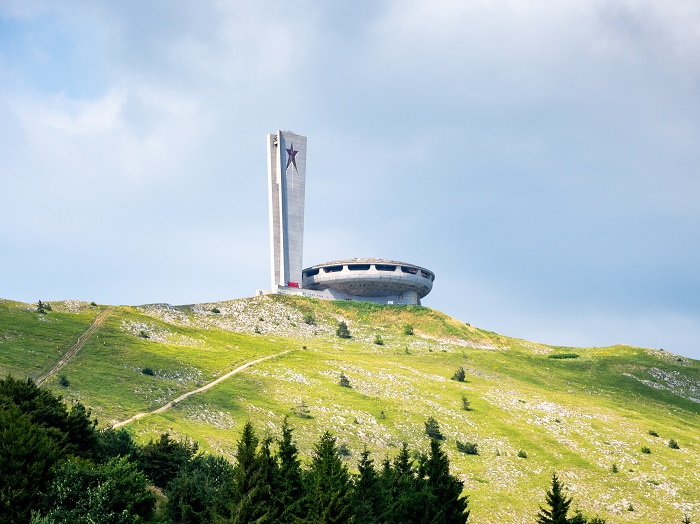 đài tưởng niệm Buzludzha, du lịch Bulgaria, đài tưởng niệm Buzludzha