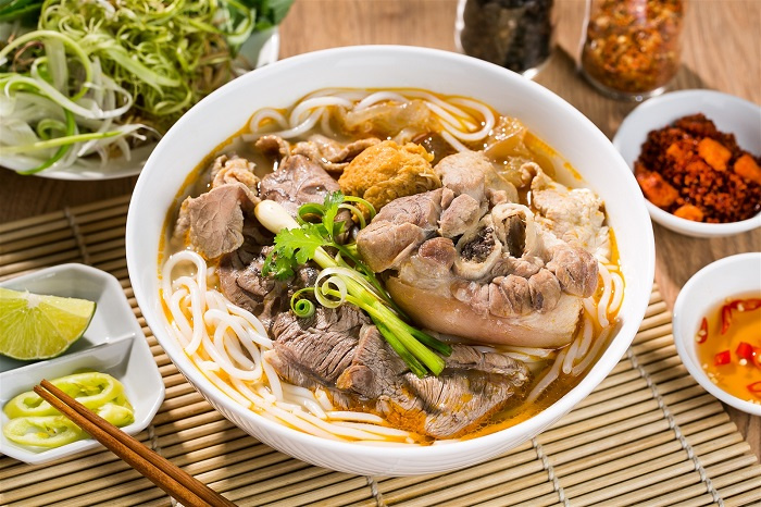 Điểm danh những món ăn sáng ngày đông nóng hổi ở Hà Nội