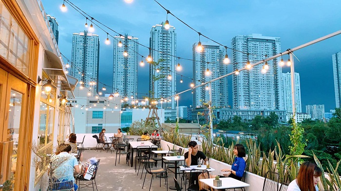 Top 5 quán cafe trên cao tại Sài Gòn có view đẹp khó cưỡng - ALONGWALKER