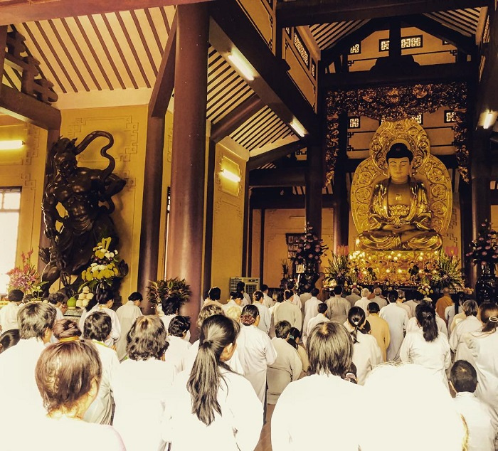 du lịch Sài Gòn, ngôi chùa linh thiêng ở Sài Gòn, Chùa Miếu Nổi Sài Gòn, Chùa Miếu Nổi Sài Gòn