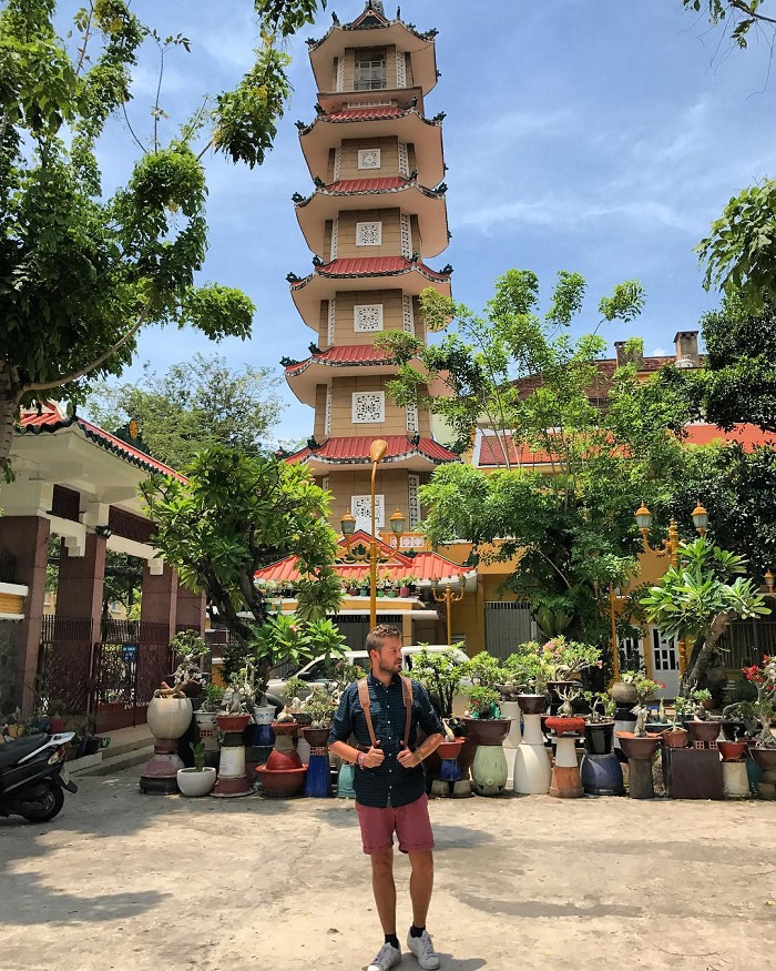 du lịch Sài Gòn, ngôi chùa linh thiêng ở Sài Gòn, Chùa Miếu Nổi Sài Gòn, Chùa Miếu Nổi Sài Gòn