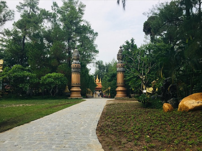 chùa Thiền Lâm Huế, du lịch huế, điểm du lịch nổi tiếng ở Huế, du lịch chùa Thiền Lâm Huế, Chùa Thiền Lâm Huế