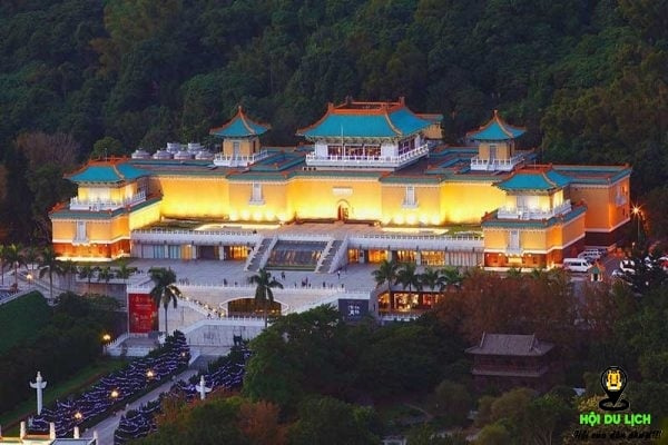Đài Loan, Top 4 điểm du lịch đẹp tráng lệ mà bạn không thể bỏ qua ở Đài Loan, Tưởng Giới Thạch
