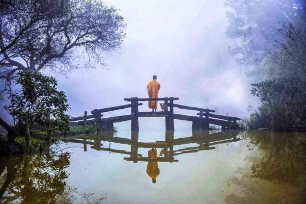 Huyền Không Sơn Thượng – Lạc trôi vào cõi Phật
