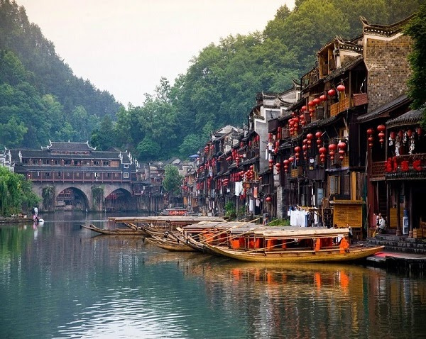 Du lịch Trung Quốc, Phượng Hoàng Cổ Trấn