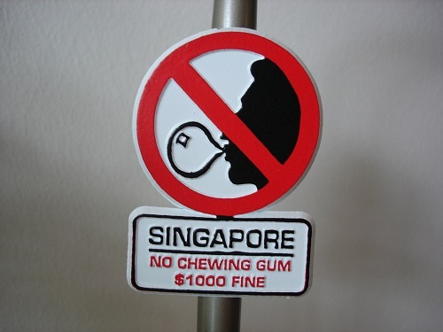 Những điều cấm kỵ chỉ có ở Singapore
