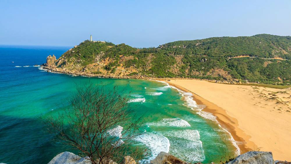 Những bãi biển đẹp hoang sơ ở Việt Nam