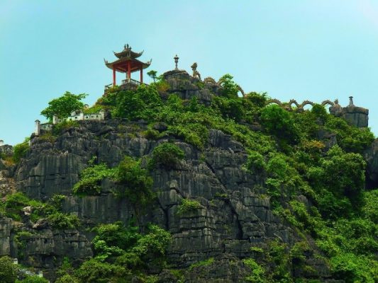 Hang Múa – Động Am Tiêm ở Ninh Bình có gì hấp dẫn?