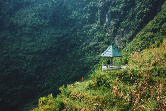 đèo Mã Pí Lèng, tứ đại đỉnh đèo, các món ăn từ rêu đá, du lịch hà giang, đèo Mã Pì Lèng B, cung đường đi bộ nguy hiểm nhất Việt Nam, đèo mã pì lèng hà giang, Đèo Mã Pì Lèng Hà Giang, du lịch Hà Giang, cung đường đi bộ nguy hiểm nhất Việt Nam