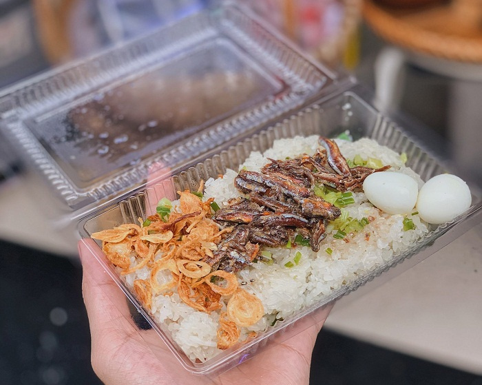 Xôi cá cơm Nha Trang, món ăn dân dã của những người con miền biển
