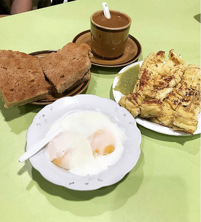 ẩm thực Singapore, du lịch singapore, món ăn sáng ngon, bánh mì kaya toast, ẩm thực Singapore, du lịch Singapore