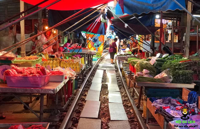 ẩm thực thái lan, Bangkok - Thái Lan, Chợ đường ray Meaklong, Du lịch Thái Lan