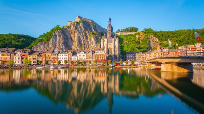 Du lịch Bỉ: Khám phá thành phố Dinant yên bình như mơ