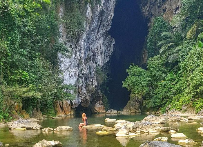 du lịch Quảng Bình, hang mục ròn quảng bình, hang động đẹp ở Quảng Bình, hang mục ròn, hang Rục Mòn Quảng Bình, Hang Rục Mòn, hệ thống hang Rục Mòn, hang động mục ròn, 