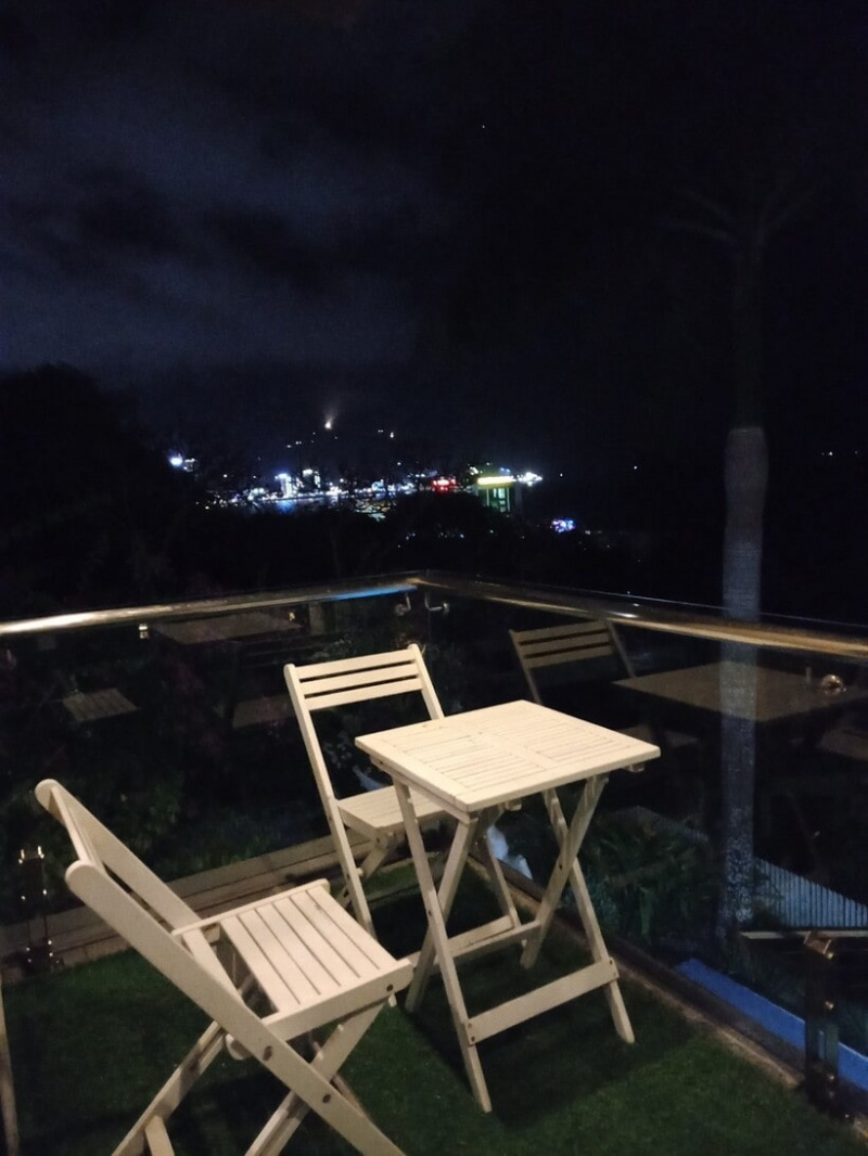 Say cảnh Villa Vũng Tàu “lưng tựa núi – mặt hướng biển” có hồ bơi đẹp quên sầu