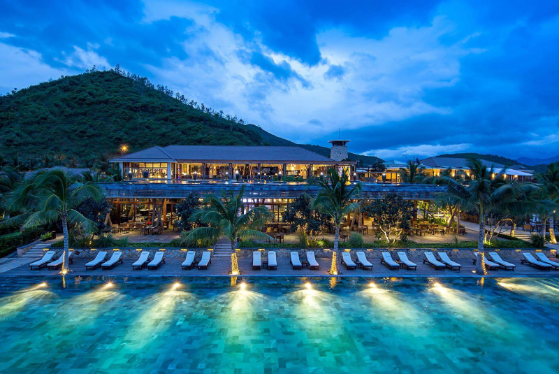 51 Biệt thự Villa Nha Trang giá rẻ gần biển đẹp nguyên căn có hồ bơi