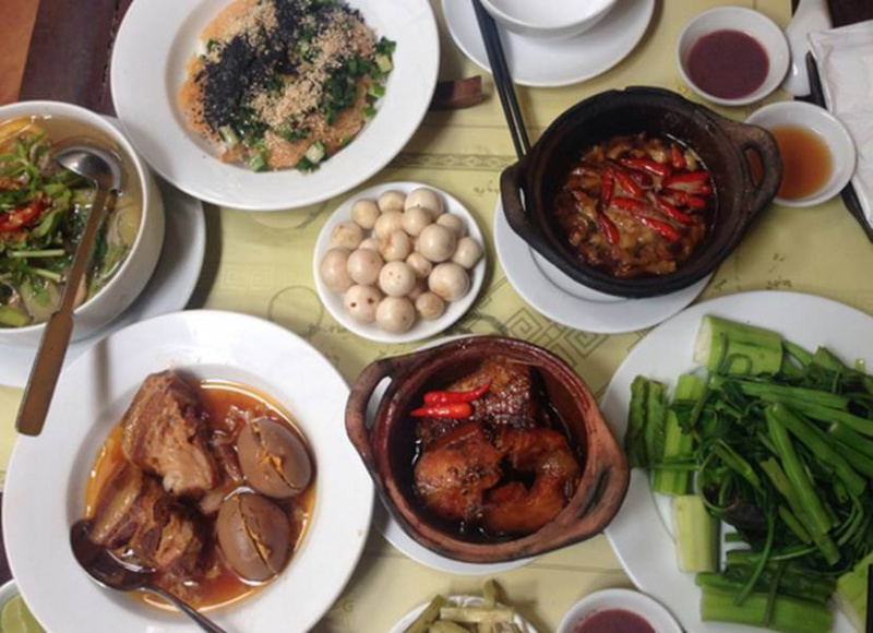 Review #5 quán cơm niêu Sài Gòn ngon được yêu thích nhất hiện nay