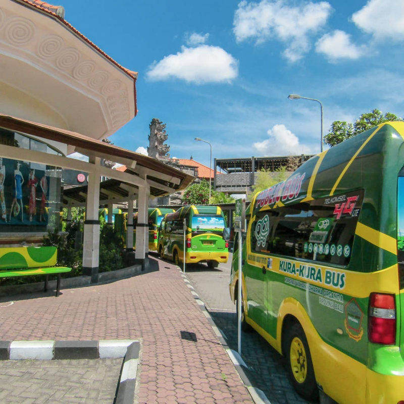 Du lịch tận ngõ hẻm bằng phương tiện công cộng ở Bali
