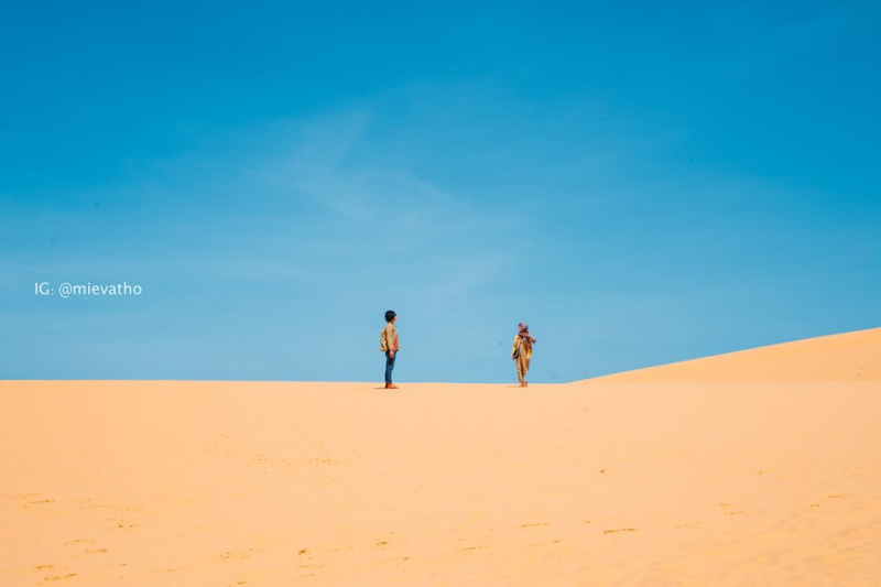 Khám phá “tiểu sa mạc Sahara” phiên bản Bàu Trắng hot nhất mùa hè này