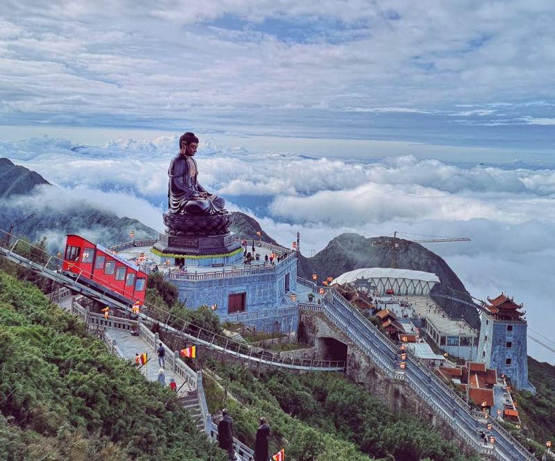 Chinh phục 600 bậc thang, hướng về ĐẠI TƯỢNG PHẬT cao nhất Việt Nam