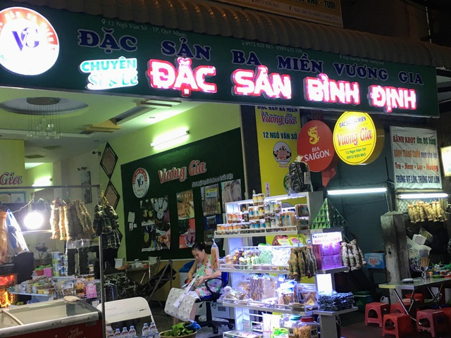 Du lịch Quy Nhơn, món ngon Bình Định, Phố ẩm thực