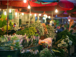  Trải nghiệm thú vị khi đi du lịch Hà Nội về đêm không thể bỏ qua
