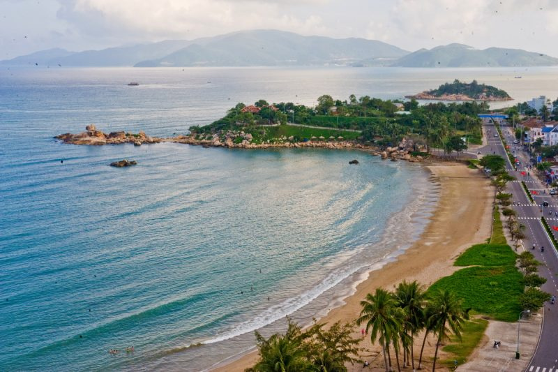  Biển Nha Trang | TOP 11 bãi biển mang vẻ đẹp hoang sơ không thể bỏ lỡ