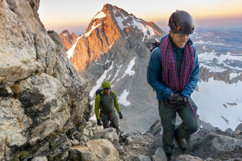 Mountaineering là gì? Những điều cần biết khi đi leo núi địa hình