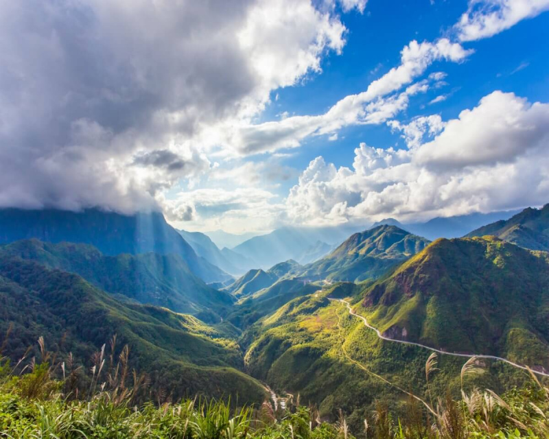 15 đỉnh núi cao nhất Việt Nam dành cho những ai muốn chinh phục