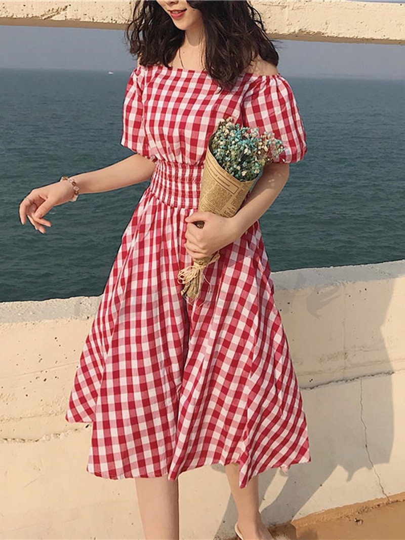 20 Mẫu váy đi biển cho người bắp tay to che khuyết điểm