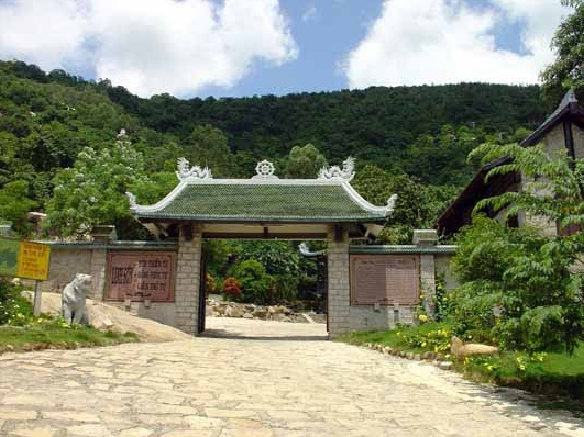 Linh Sơn Bửu Thiền Tự – Ngôi chùa mang phong cách “Nhật Bản” tại Vũng Tàu