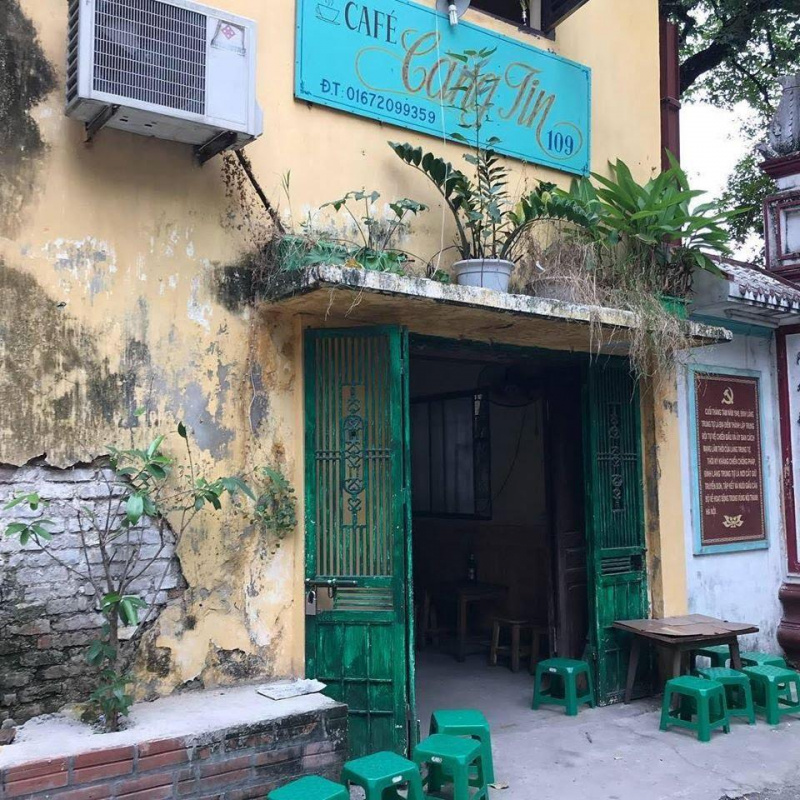 café tuổi thơ, cafe vintage Hà Nội, cư xá cafe, cuối ngõ cafe, morereviews, nola café, Quán Cafe Hà Nội, quán cafe vintage, quán cầm, the Hanoi social club, xoan cafe