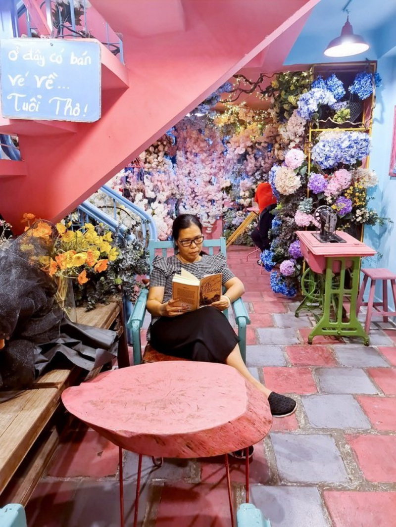 quán cafe, cafe, quán cafe màu hồng, sài gòn, TPHCM, du lịch TPHCM, cafe TPHCM